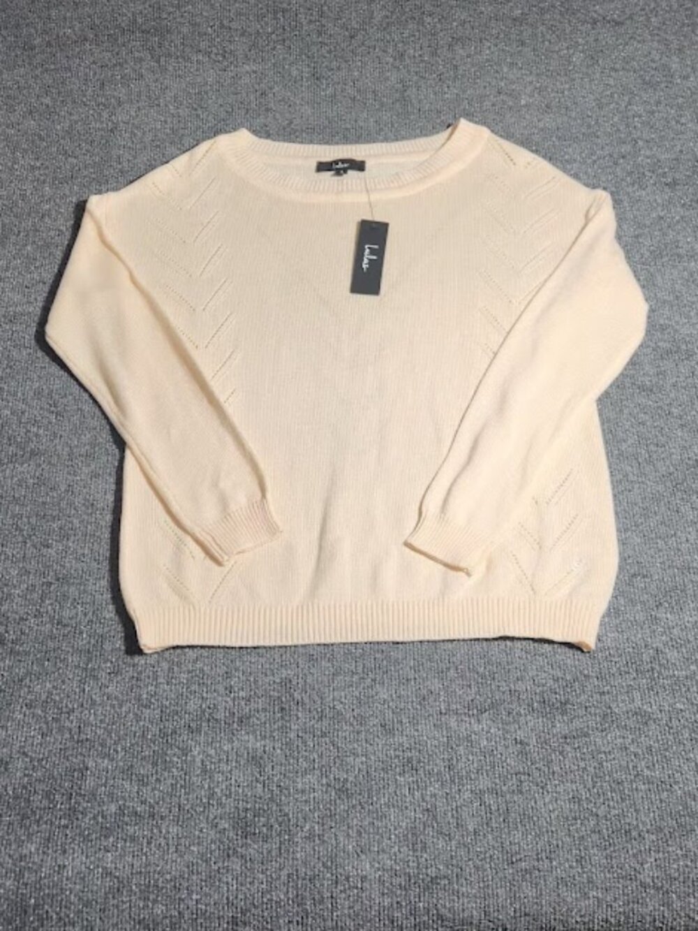Lulus Women's Lightweight Springtime Sweater in size small